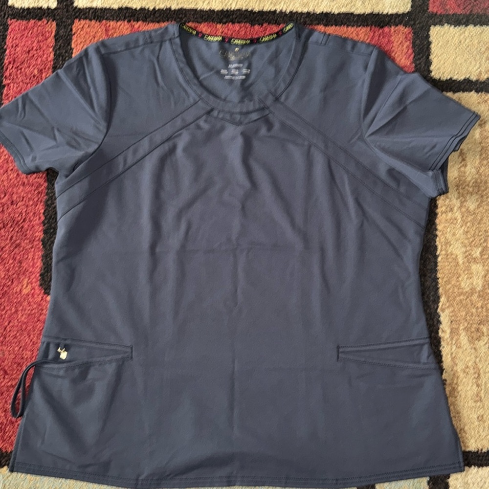 Careisma‎ scrub Top